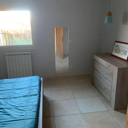 Les Jonquiers, Gite Independant Cosy Avec Jardin Aubagne Exterior foto