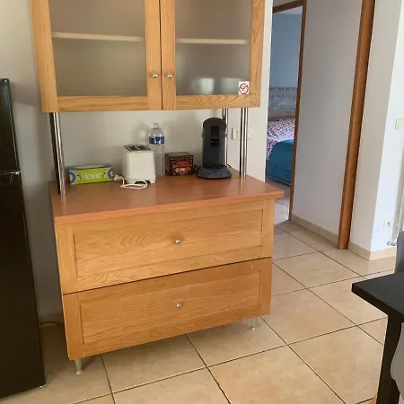 Les Jonquiers, Gite Independant Cosy Avec Jardin Aubagne Exterior foto