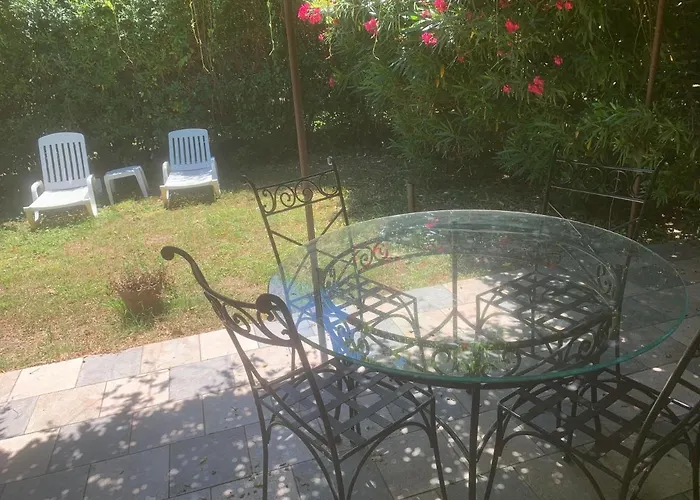 Les Jonquiers, Gite Independant Cosy Avec Jardin